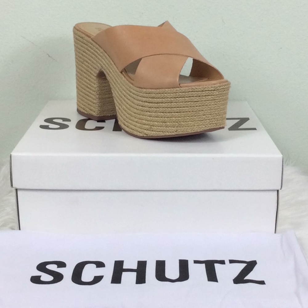 SCHUTZ tan leather platform sandals. Really nice!